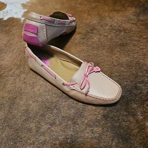 Clarks Women's Leather Pink/Tan Loafers Driving Moccasins New 9.5